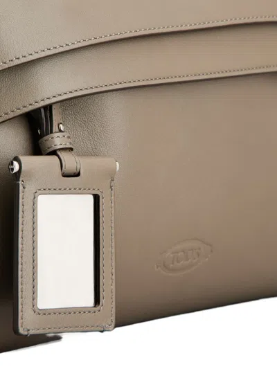 Tod's Wave Bag In Leather Small In Brown