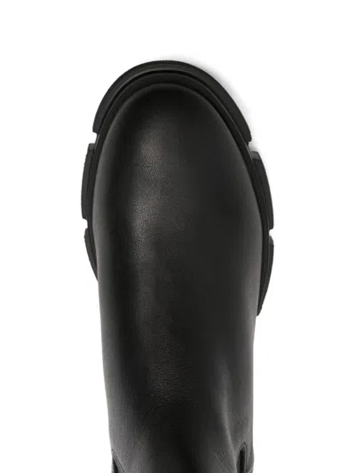 Copenhagen Elasticated-side Chelsea Boots In Black