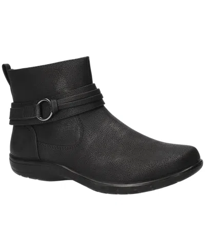 Easy Street Womens Exeter Flat Heel Booties In Animal Print