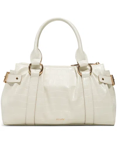 Aldo Alosaa In White In White