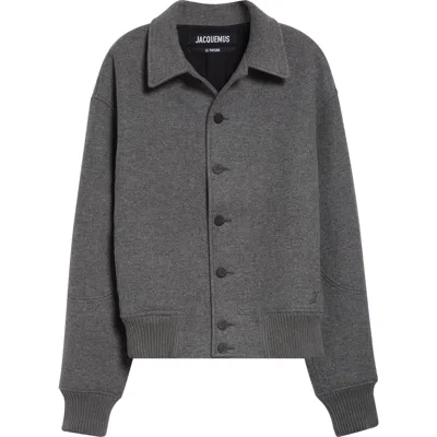 Jacquemus Mens Grey Feltro Pointed-collar Wool Bomber Jacket In Gray