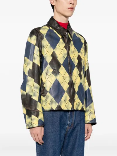 格纹皮夹克