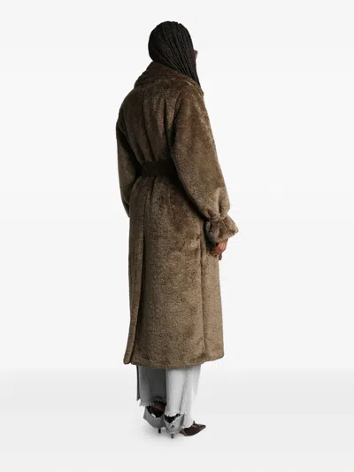 束腰单排扣泰迪大衣