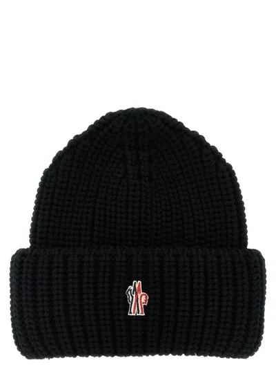 Moncler Grenoble Logo Patch Knitted Beanie In Black