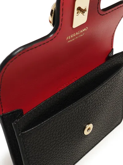 Ferragamo Gancini Grained Leather Compact Wallet In Black