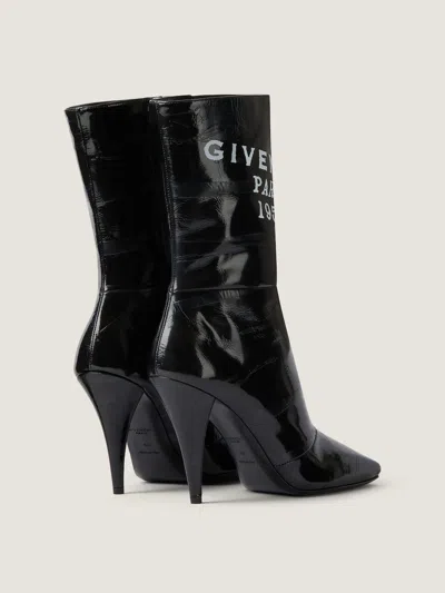 Givenchy Sliced Square Patent Leather Ankle Boots In Black
