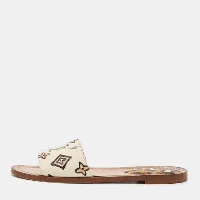 Pre-owned Louis Vuitton Cream Monogram Embossed Leather Revival Flat Slides Size 37 In White