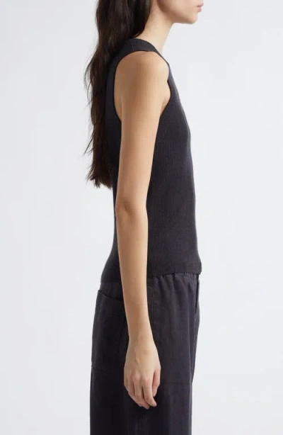 Vince Double Layer Shell Tank Top In Coral Combo