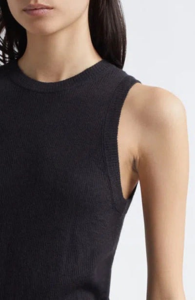 Vince Double Layer Shell Tank Top In Coral Combo