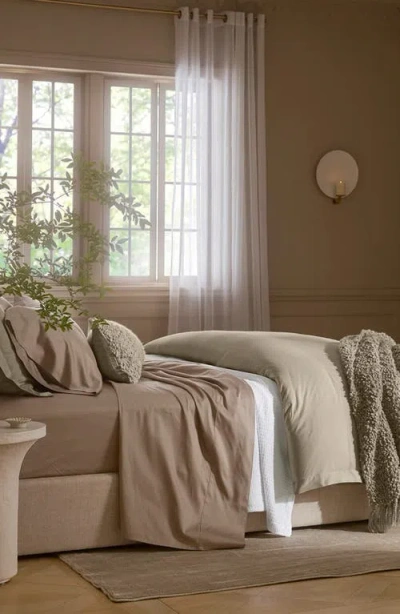 Boll & Branch Signature Hemmed Sheet Set In Brown