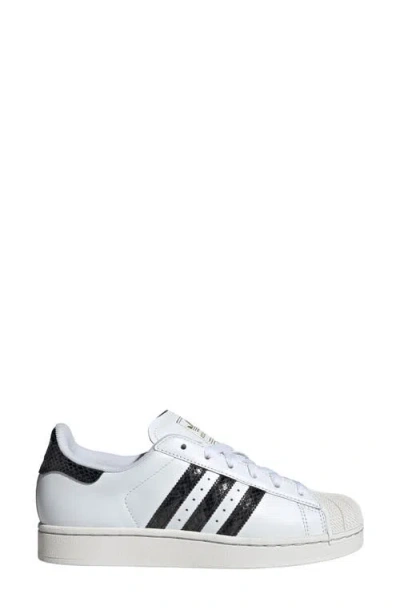 Adidas Originals Adidas Superstar Ii Sneaker In Multi