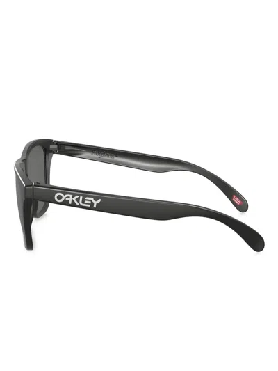 Oakley Geometric-frame Shades In Gray