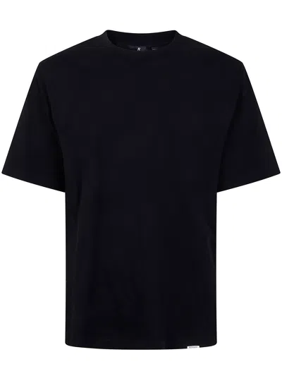 Represent "initial Oversized" T-shirt Clothing In Black
