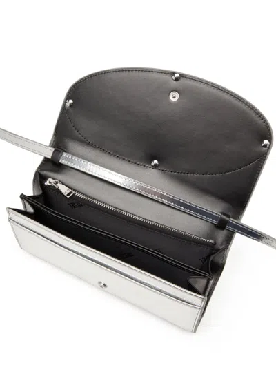 Diesel 1dr Wallet On Chain In Silver