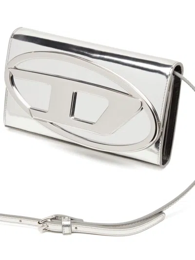 Diesel 1dr Wallet On Chain In Silver