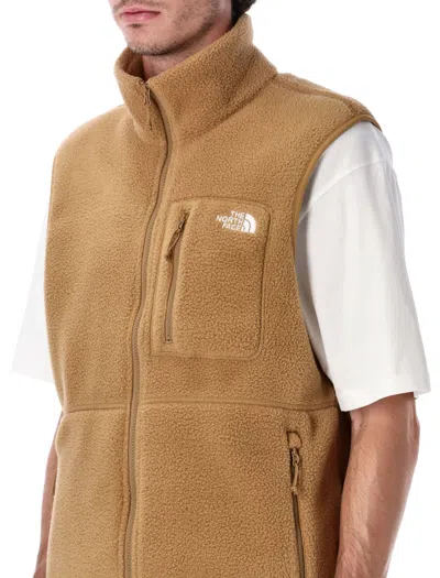 The North Face Yumiori Zip-pocket Vest In Brown