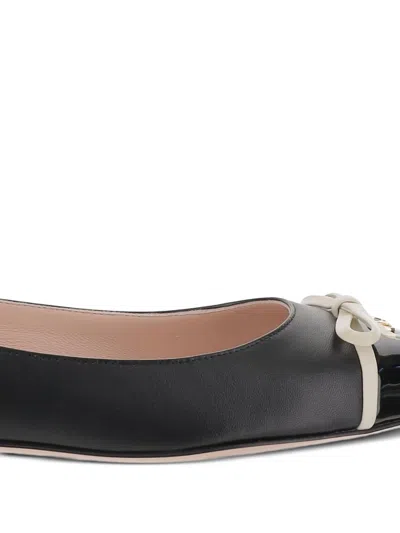 Valentino Garavani Bepointy Leather Ballets In Black