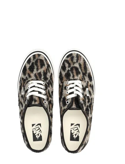 Vans Leopard Print Low-top Sneakers With Contrast Detailing In Animal Print