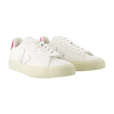 Veja Campo White Low Top Sneakers With Contrasting Heel With Logo Lettering And Logo Patch On The Side In In White