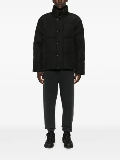 Canada Goose Bayview Logo Patch Down Jacket In Black