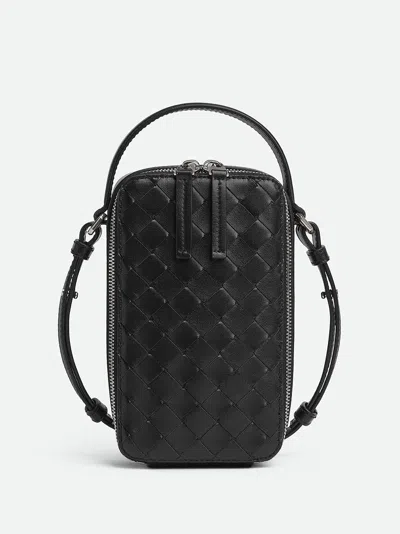 Bottega Veneta Traveler Leather Phone Pouch Drawstring In Black