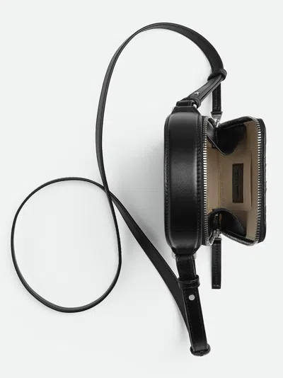 Bottega Veneta Traveler Leather Phone Pouch Drawstring In Black