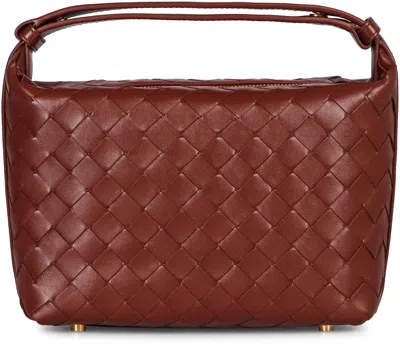 Bottega Veneta Women Wallace Leather Shoulder Bag With Intrecciato Motif