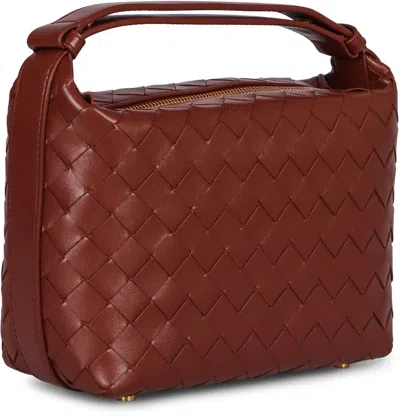 Bottega Veneta Women Wallace Leather Shoulder Bag With Intrecciato Motif