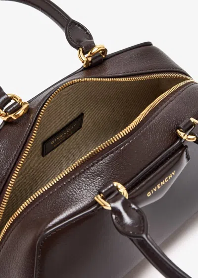 Givenchy Antigona Structured Leather Handbag With Metal Hardware In Black