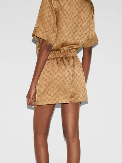 Gucci Gg Satin Shorts In Neutral