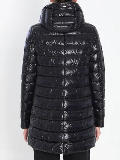 Herno Black Down Jacket With Fixed Hood And Two Front Welt Pockets With Zip In Black
