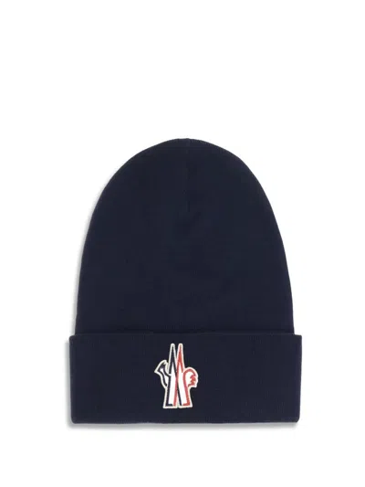 Moncler Grenoble Logo Patch Knitted Beanie In Blue