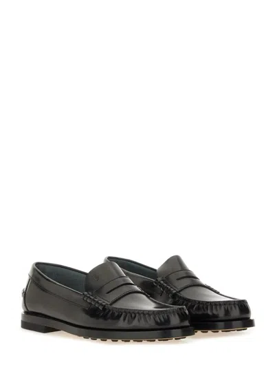 Tod's Polished Calf Leather Loafer With Classic Silhouette In Black
