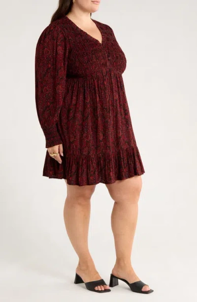 Treasure & Bond Long Sleeve Smocked Bodice Dress In Burgundy