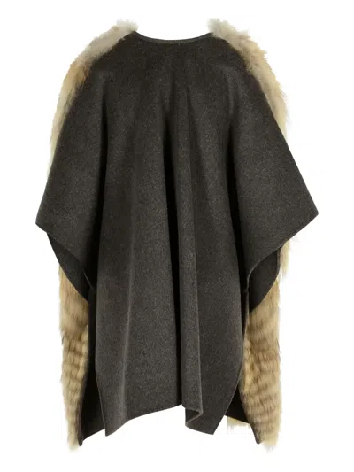 皮草边饰羊毛外套