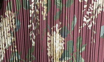 Vince Lilac Micropleat Satin Top In Burgundy