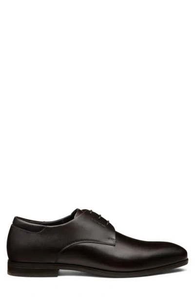 Stuart Weitzman Callum Derby In Brown