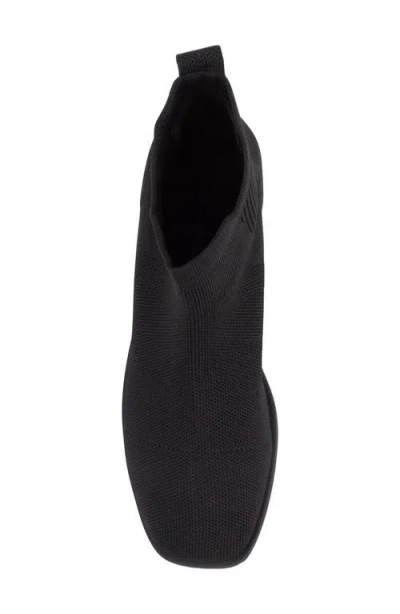 Tahari Roundabout Knit Bootie In Black