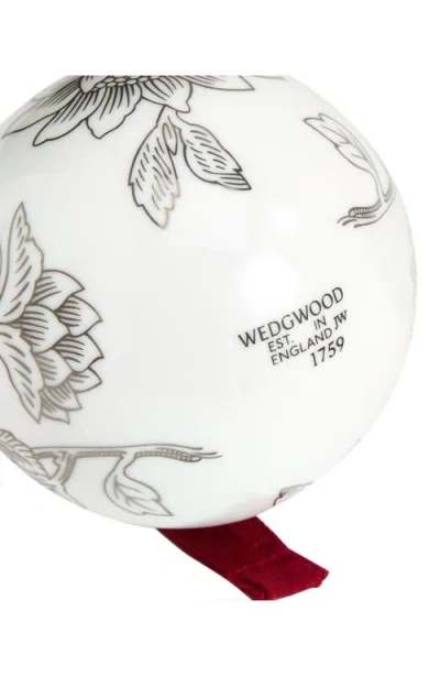 Wedgwood Fine Bone China Silver Tonquin No.2 Bauble In Multi