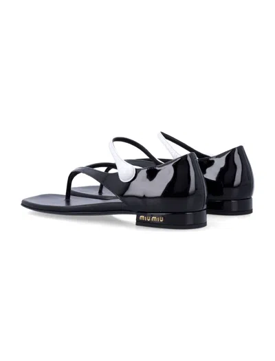 Miu Miu Thong Flat Sandals In Black
