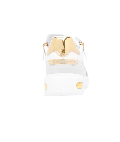 Giuseppe Zanotti Round-toe Low-top Casual Shoes In White