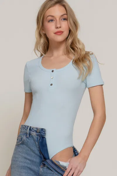 Truedames Short Slv Snap Button Rib Bodysuit In Multi