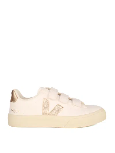 Veja Recife Chromefree Low-top Sneakers In White