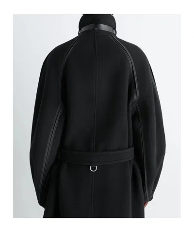 Lemaire Belted Toggle-fastening Coat In Black