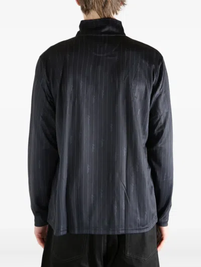 细条纹运动卫衣