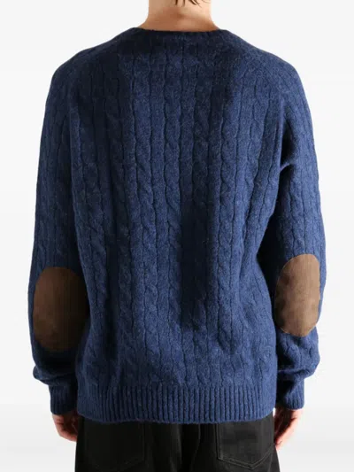 绞花针织肘部贴花毛衣