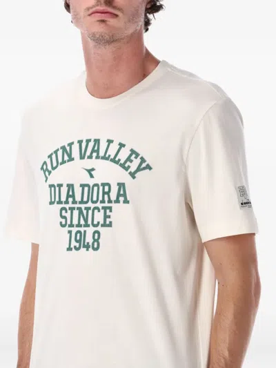 Diadora Run Valley Graphic T-shirt In Neutral