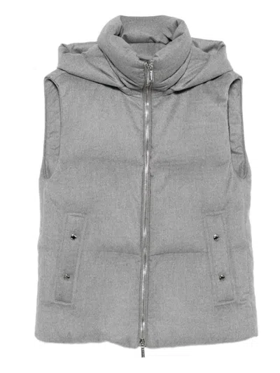 Moorer Hooded Zip-up Gilet In Gray