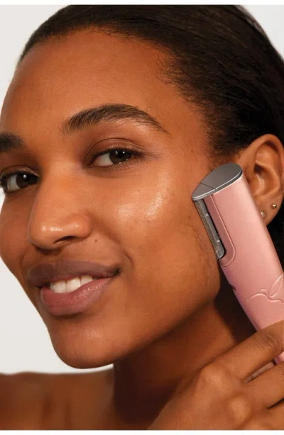 Dermaflash Luxe+ Anti-aging Sonic Dermaplaning + Peach Removal Set In Gold