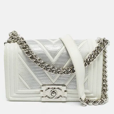 Pre-owned Chanel White/grey Chevron Lizard And Leather Small Boy Flap Bag